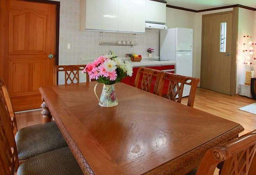 Gapyeong Valley In The Forest Pension