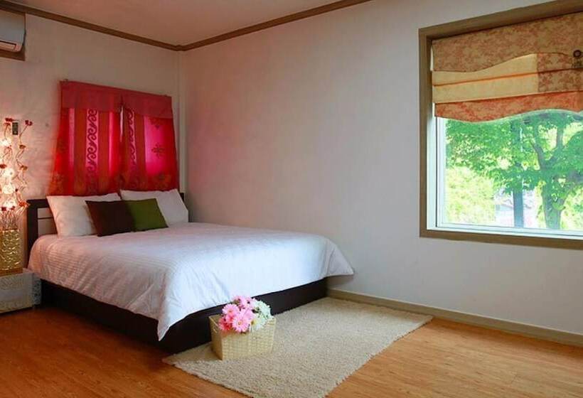 Gapyeong Valley In The Forest Pension