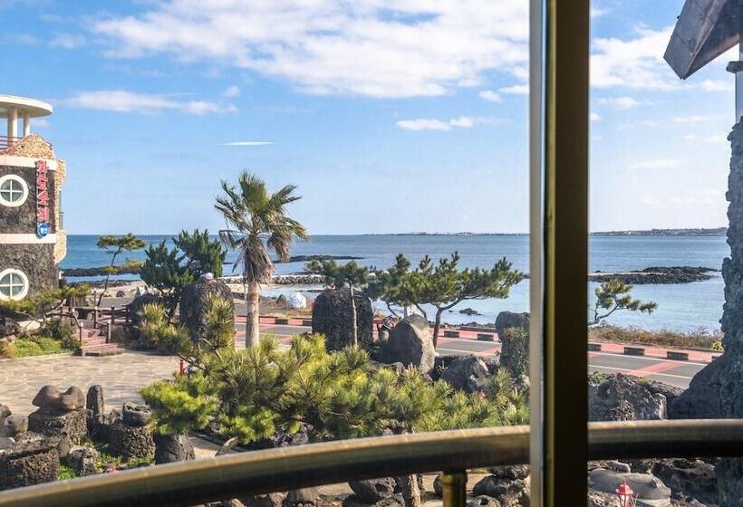 Jeju Padosoriminbak Pension