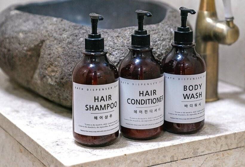 Jeju Padosoriminbak Pension