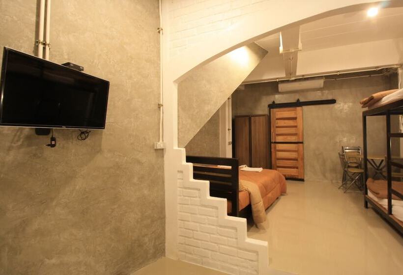 بنسيون Krabi Loft House