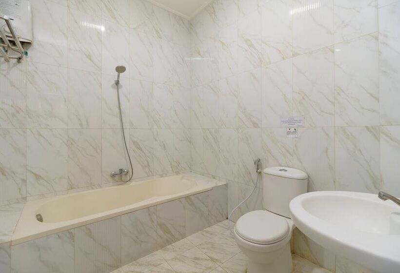 膳宿费 Reddoorz Resort Premium @ Sangkan Hurip Kuningan