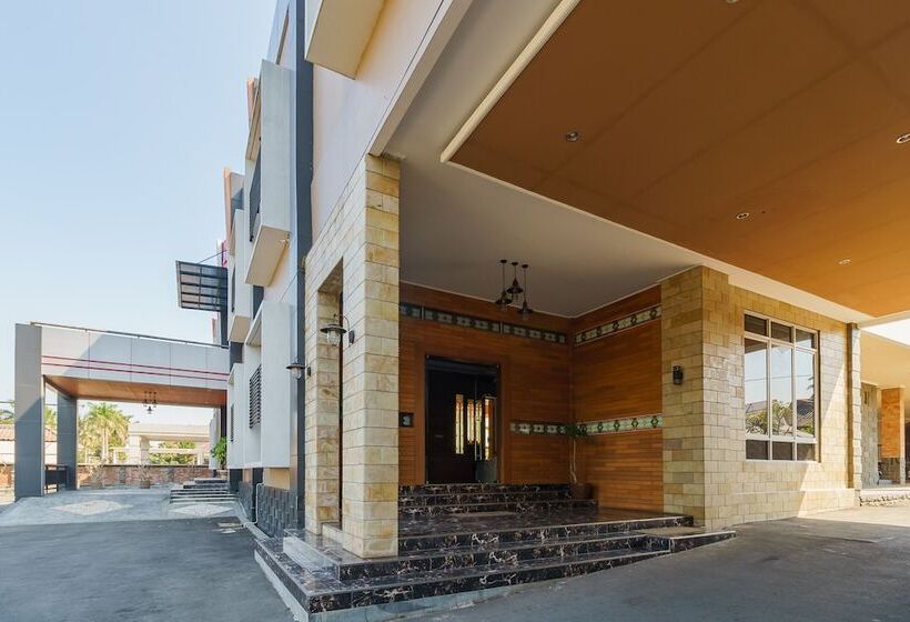 膳宿费 Reddoorz Resort Premium @ Sangkan Hurip Kuningan