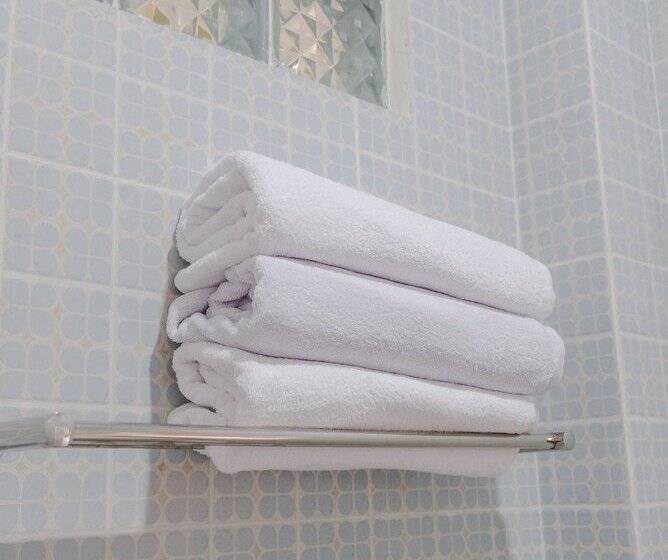 膳宿费 Noura Guest House Syariah Soehatt