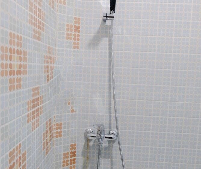 膳宿费 Noura Guest House Syariah Soehatt