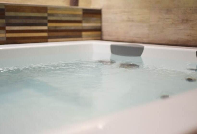 پانسیون Nv Luxury Suites & Spa