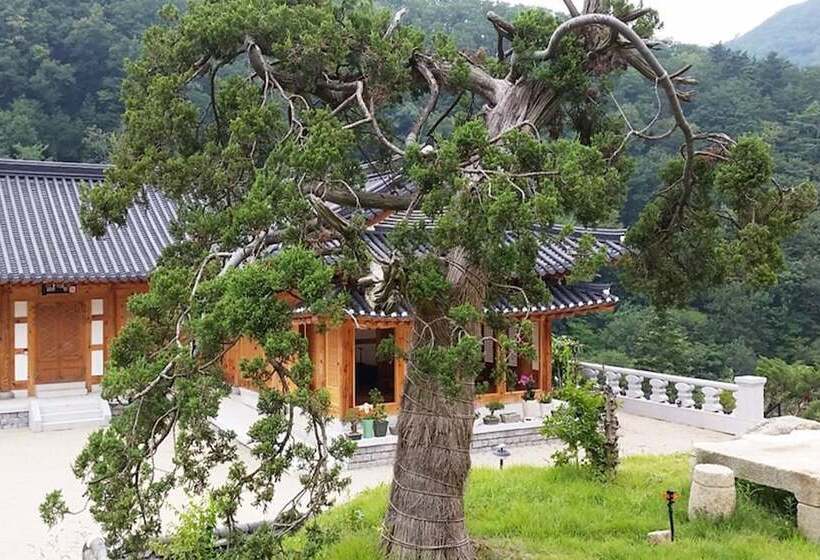 膳宿费 Pyeongchang Goryeogoong Hanok