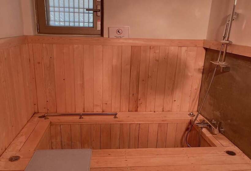 膳宿费 Pyeongchang Goryeogoong Hanok