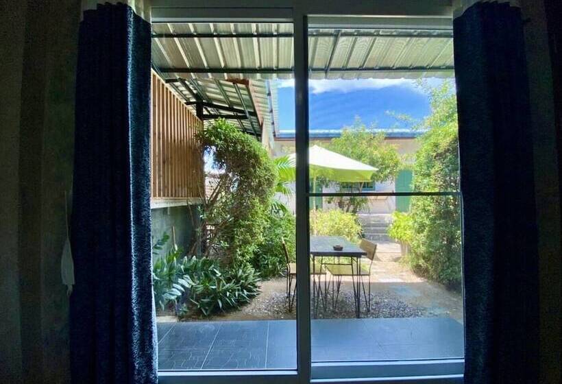 펜션 Samanta By The Sea Adults Only