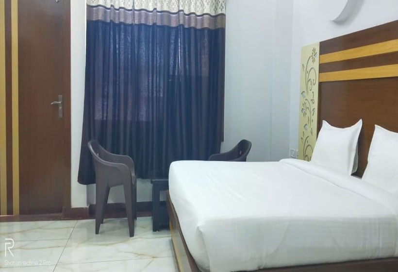 ペンション Sawera Guest House