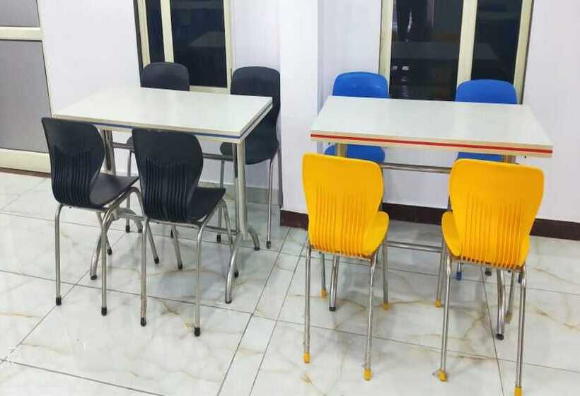 ペンション Sawera Guest House