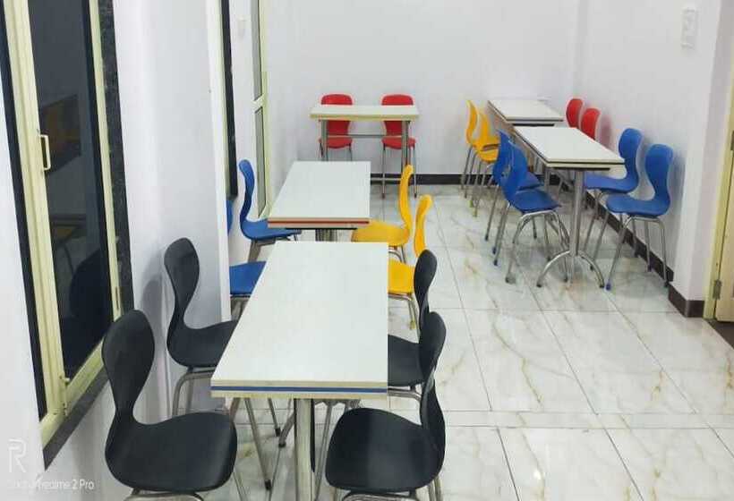 ペンション Sawera Guest House