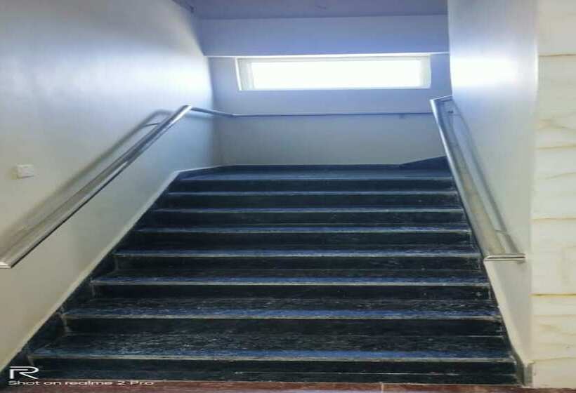 ペンション Sawera Guest House