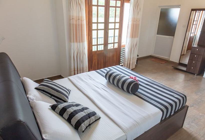 פנסיון Shadow Inn Guest House Ella