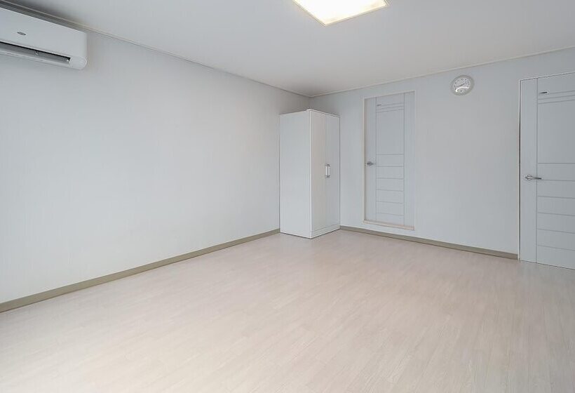 Sokcho World Pension