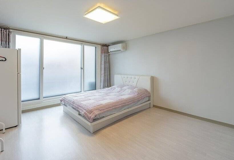 Sokcho World Pension