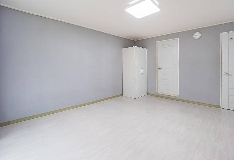 Sokcho World Pension