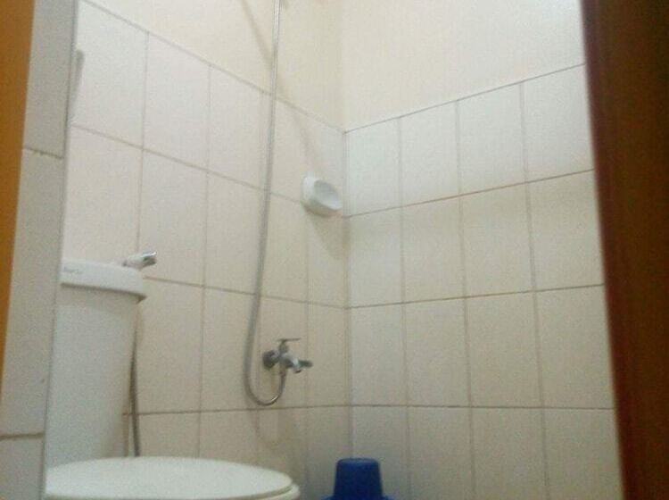 پانسیون Sunday Cocoon Guesthouse 2