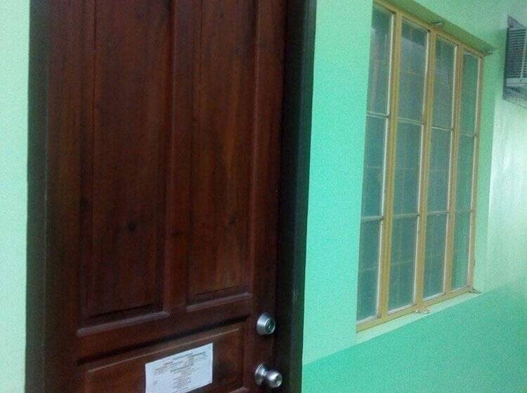 پانسیون Sunday Cocoon Guesthouse 2