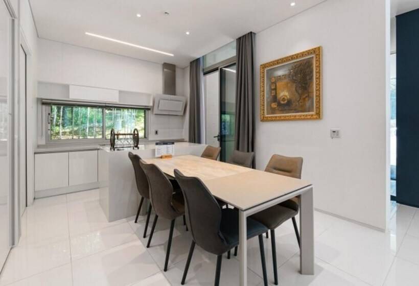 Пансион Hongcheon U Retreat Pool Villa