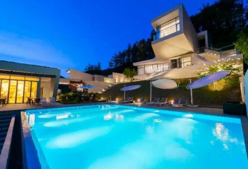 Пансион Hongcheon U Retreat Pool Villa