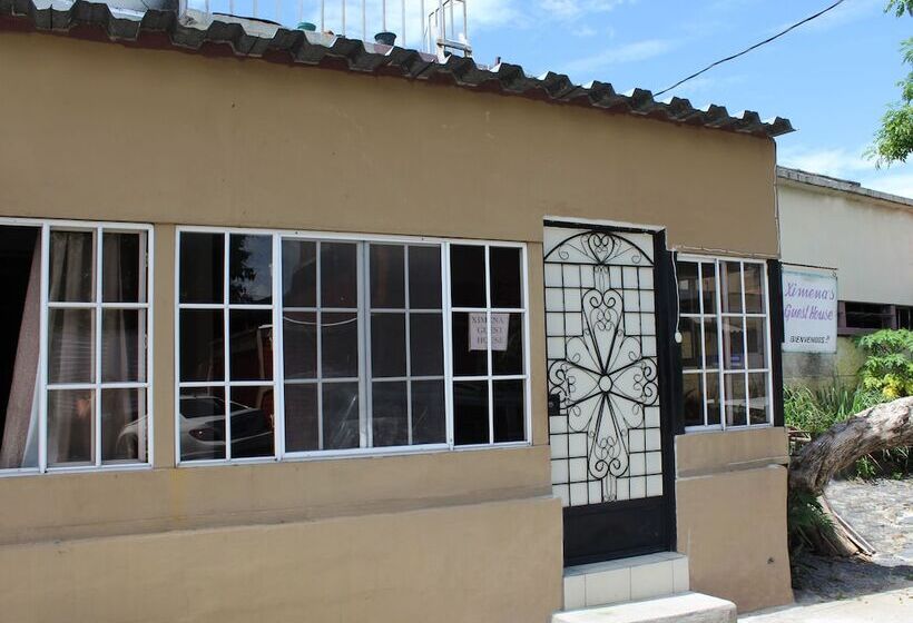 Пансион Ximenas Guest House