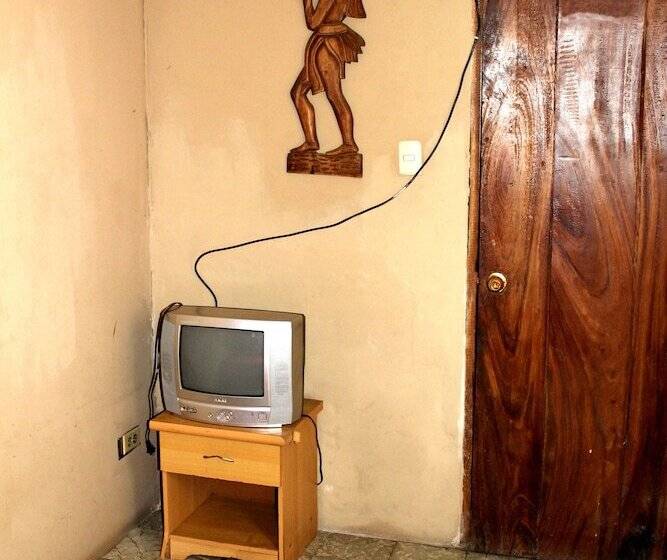 Пансион Ximenas Guest House