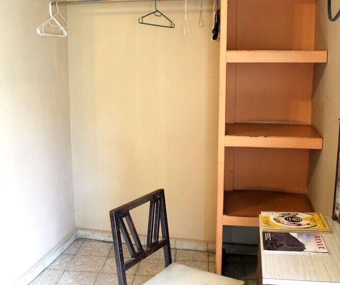 Пансион Ximenas Guest House