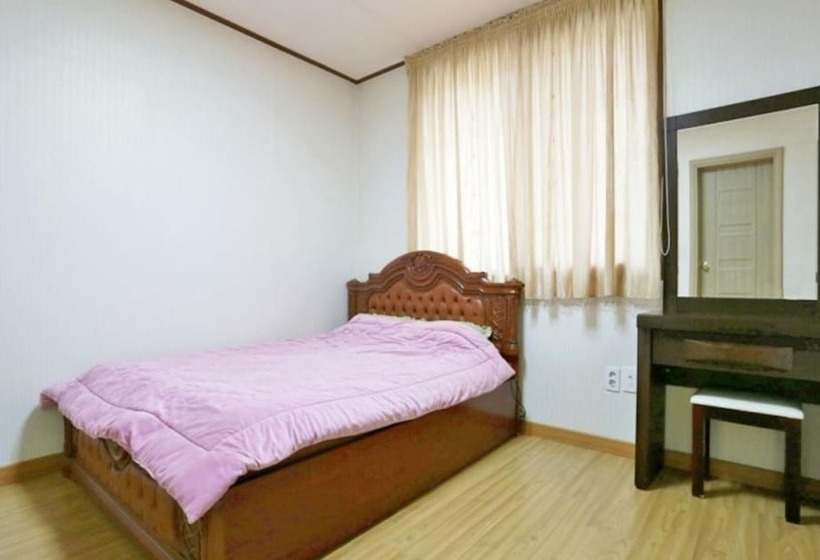 Gapyeong Top Pension