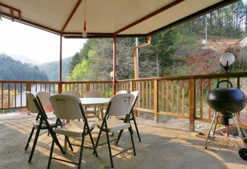 Gapyeong Top Pension