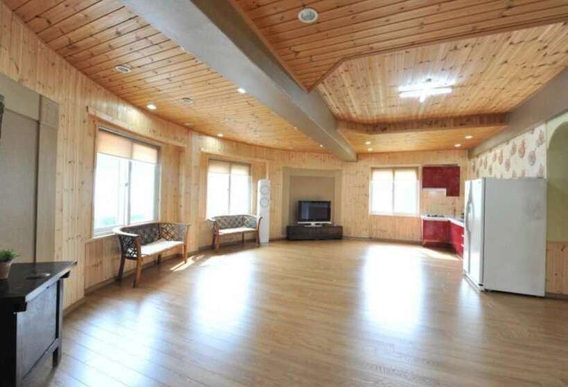 Gapyeong Top Pension