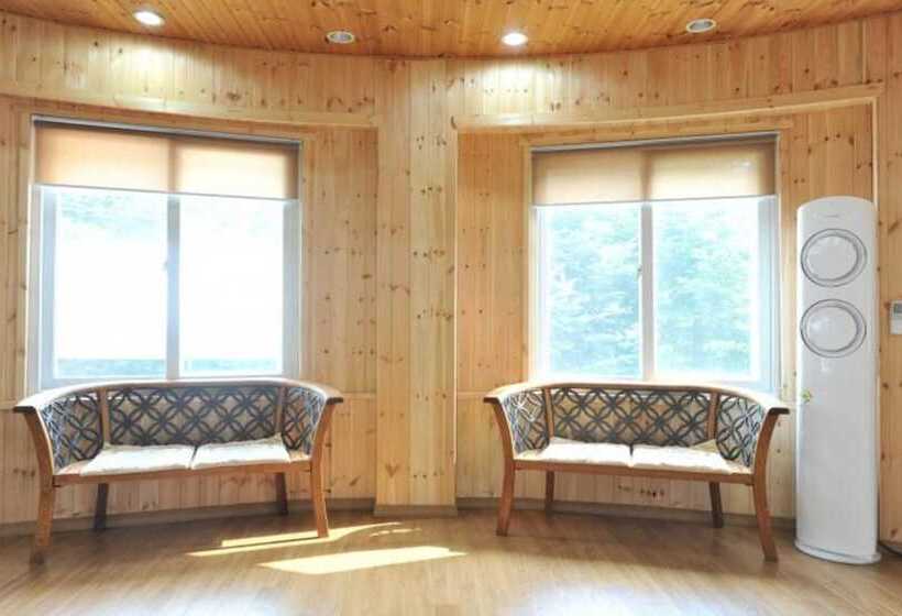 Gapyeong Top Pension