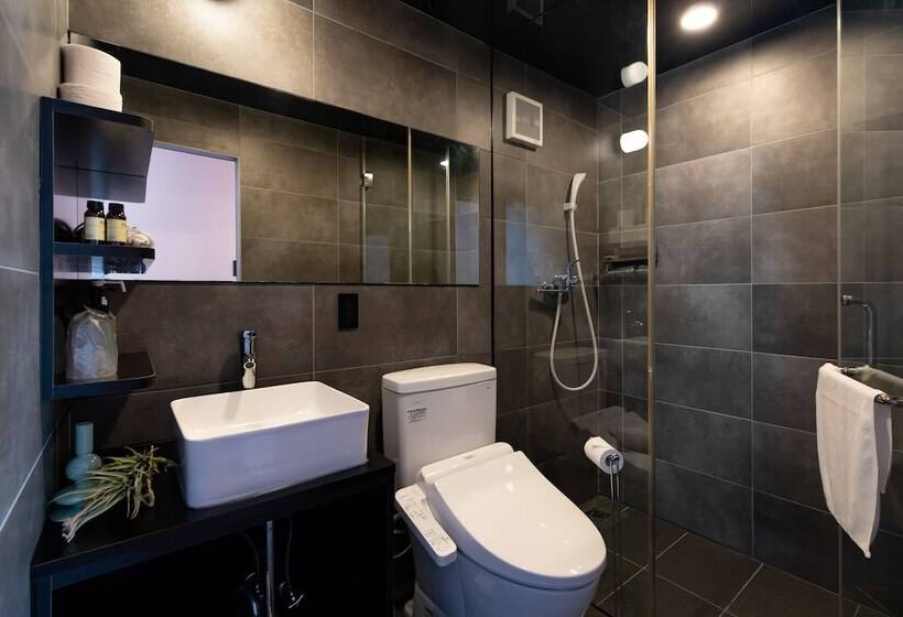 Crystal Park Hisamatsu