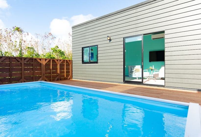 Crystal Park Hisamatsu