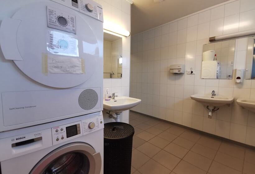 渡假胜地  Midnattsol Rom Og Hytter