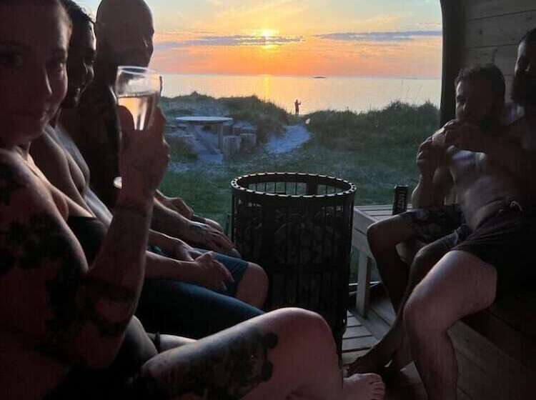 渡假胜地  Midnattsol Rom Og Hytter