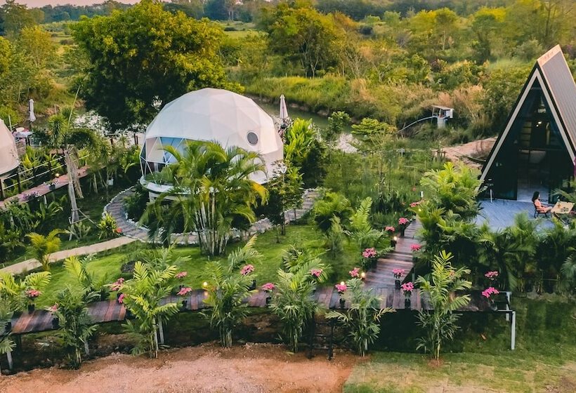 אתר נופש Nakara Villas & Glamping