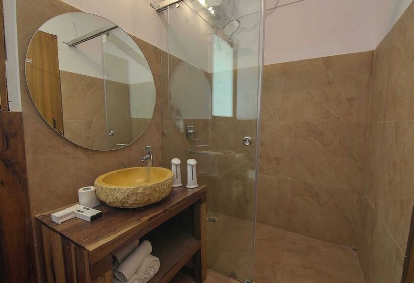 אתר נופש Rukhad Jungle Camp   Pench