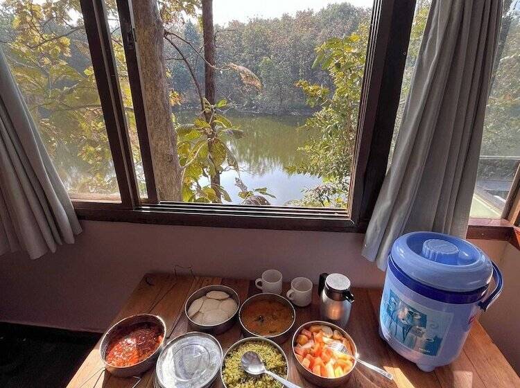 אתר נופש Rukhad Jungle Camp   Pench