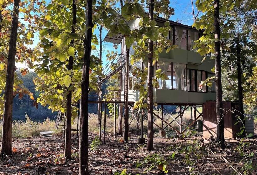 אתר נופש Rukhad Jungle Camp   Pench