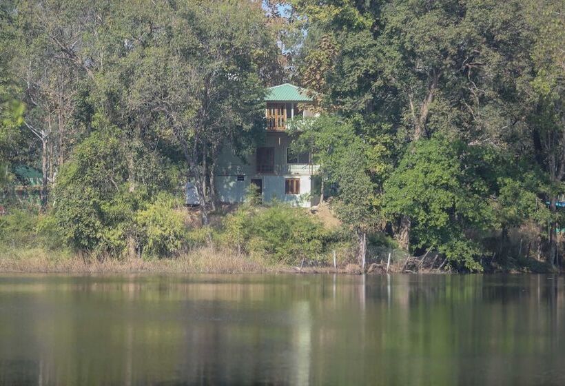 אתר נופש Rukhad Jungle Camp   Pench