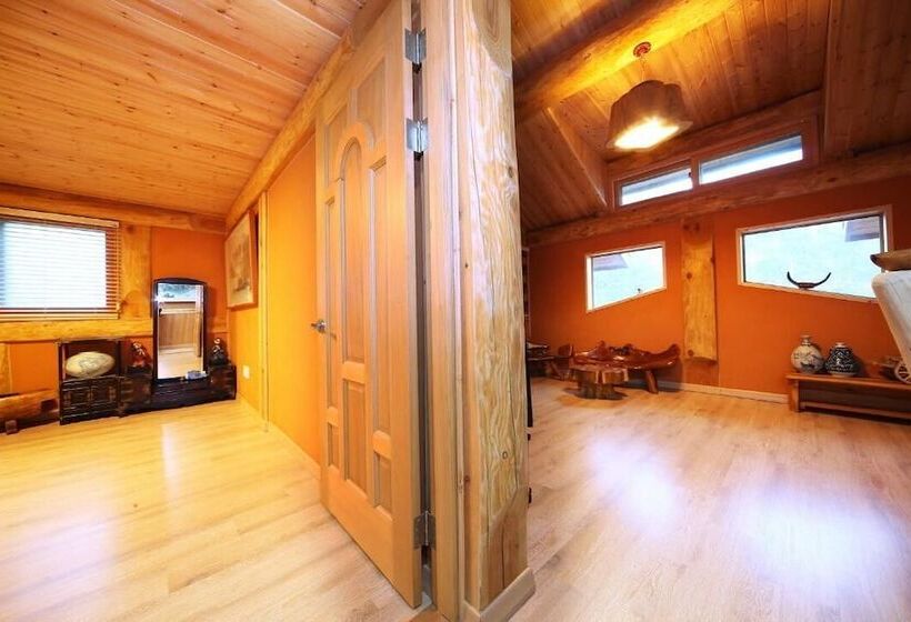 Samcheok Yeondam Pension