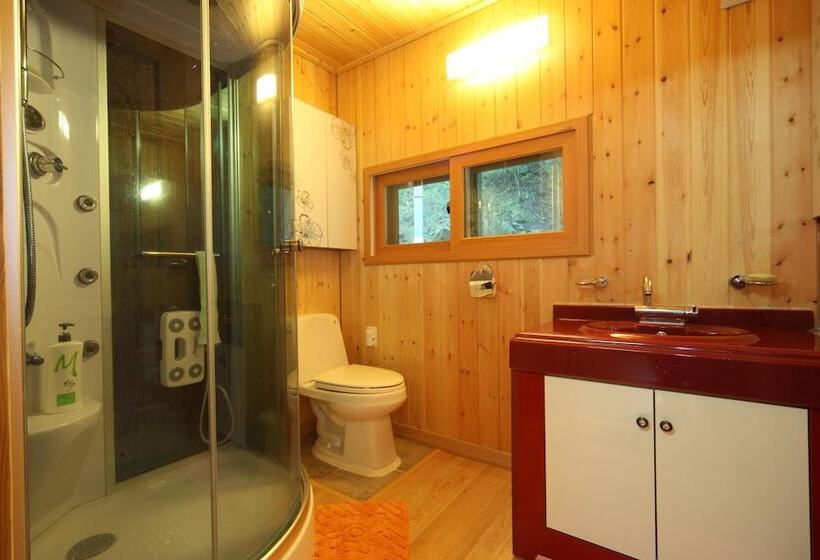 Samcheok Yeondam Pension