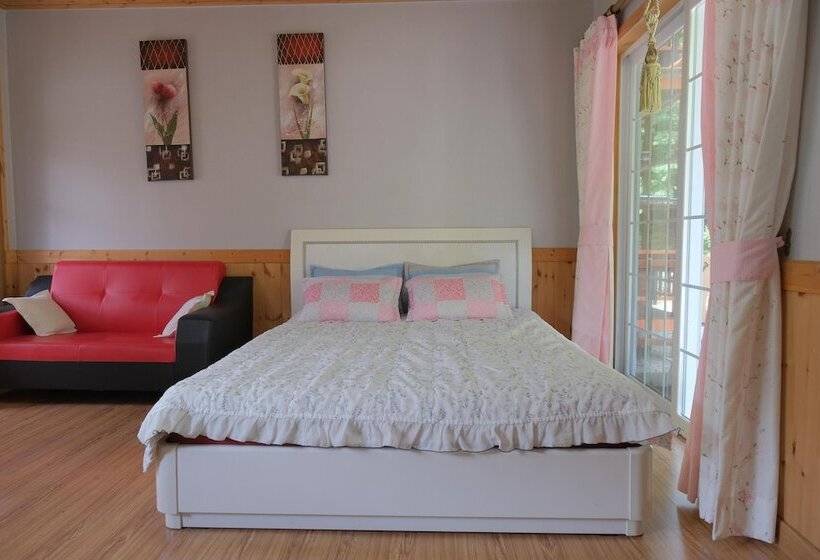 Samcheok Yeondam Pension