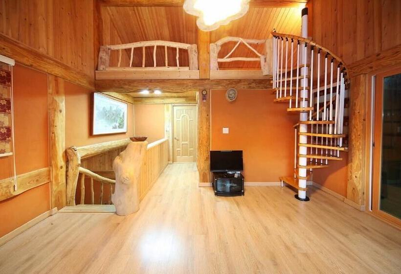 Samcheok Yeondam Pension