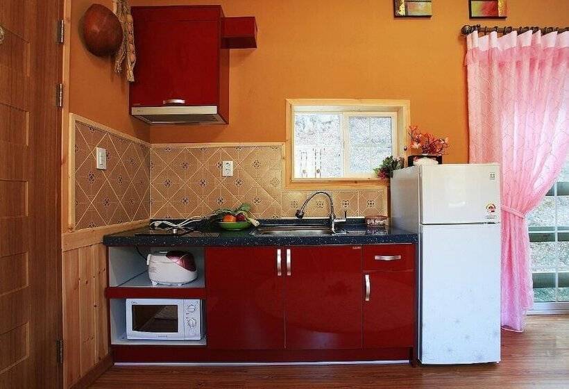 Samcheok Yeondam Pension