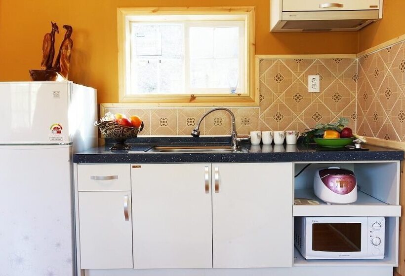 Samcheok Yeondam Pension