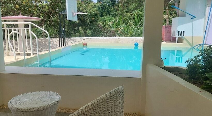 A Touch Of Pink Secret Garden Resort