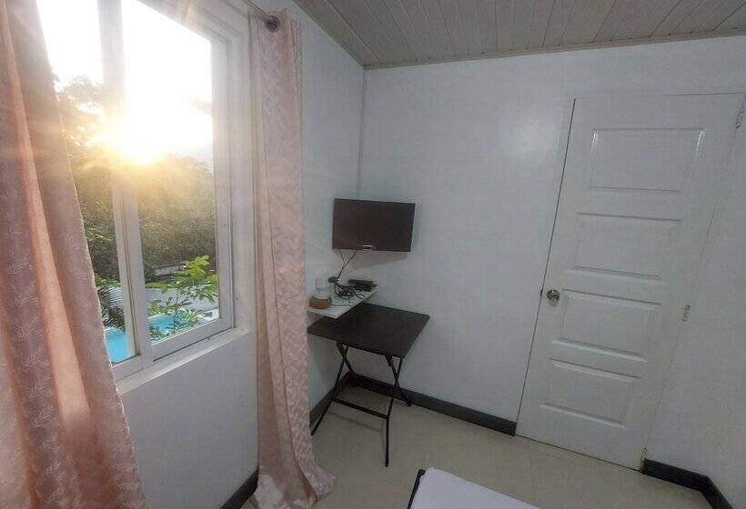 A Touch Of Pink Secret Garden Resort