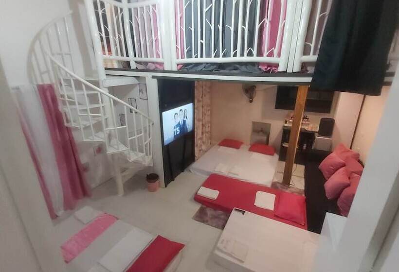 A Touch Of Pink Secret Garden Resort